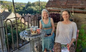 Alison en visite chez une amie à Semur